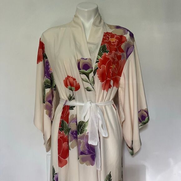 Natori Kimono Style watercolor floral robe no belt - Picture 1 of 14